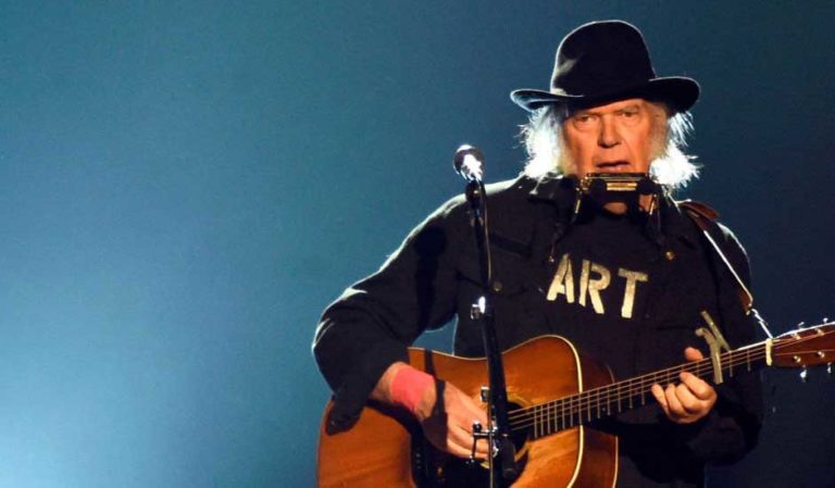 NEIL-YOUNG